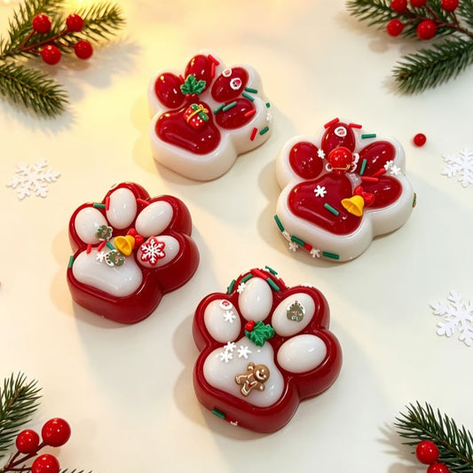 Christmas Paw-Shaped Squishy Toy – TPR Stress Relief Fidget Toy with Festive Holiday Decorations