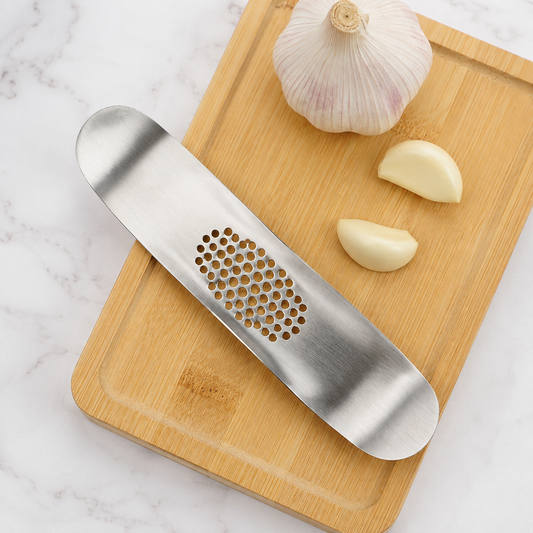 Arc-Shaped Stainless Steel Garlic Press – Manual Crusher, Mincer & Masher for Kitchen Use