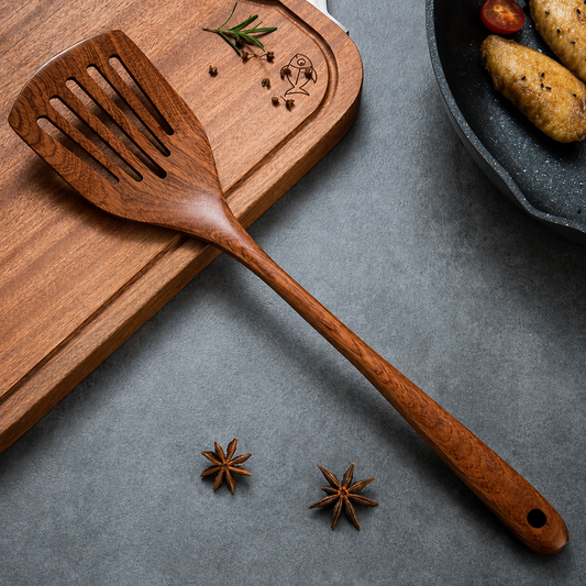 Wooden Slotted Spatula – Long Handle Non-Scratch Cooking Turner for Frying, Stir-Fry, Wok, Pan, Kitchen & Restaurant Use